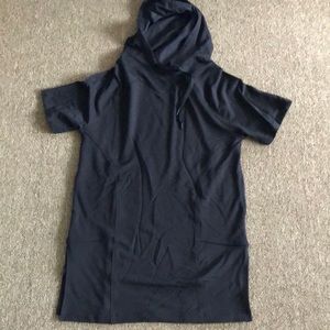 Long tunic short sleeve hoodie
